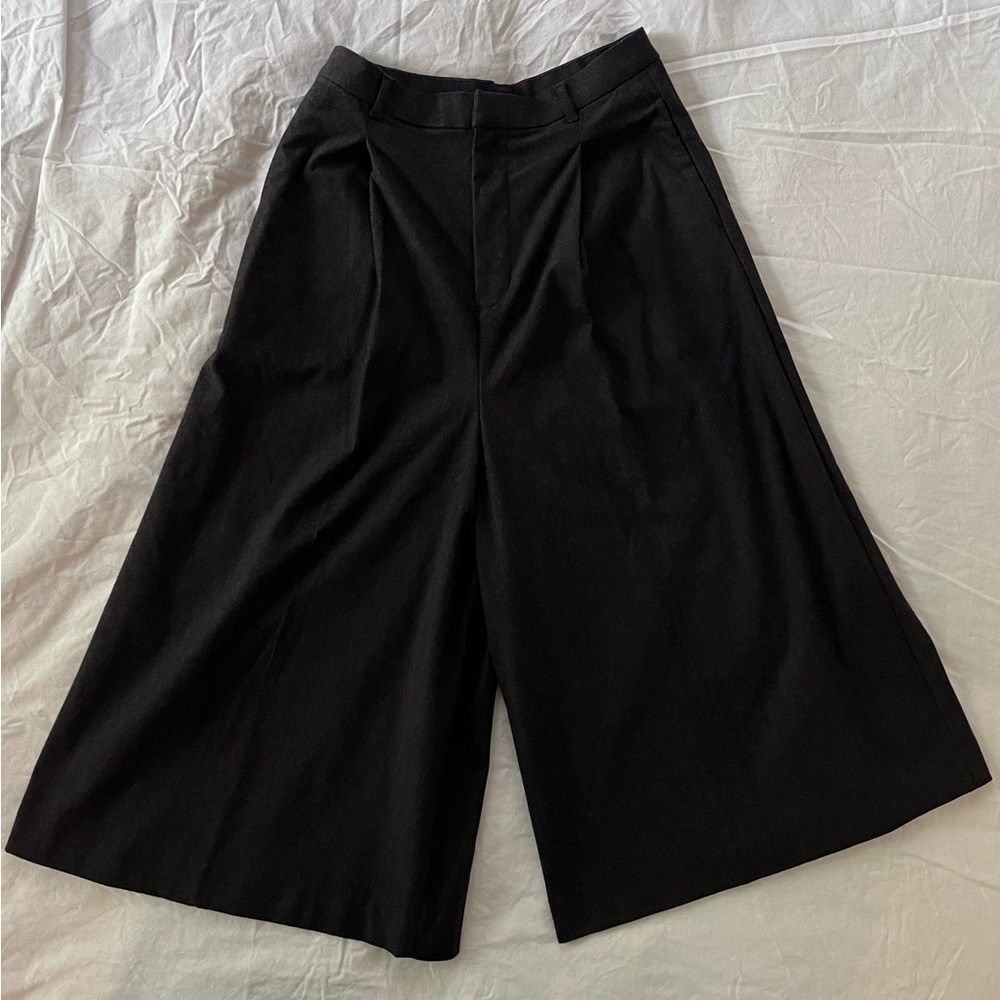Charcoal grey Wide-Leg Culottes from Muji— Size M